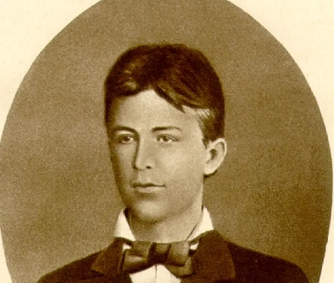 Молодой, еще пышущий здоровьем Чехов. 