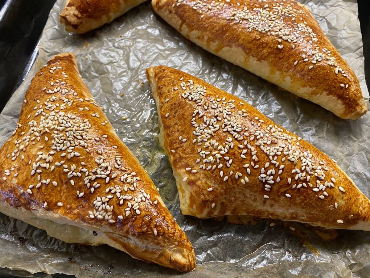 Самса из фило с мясом в духовке