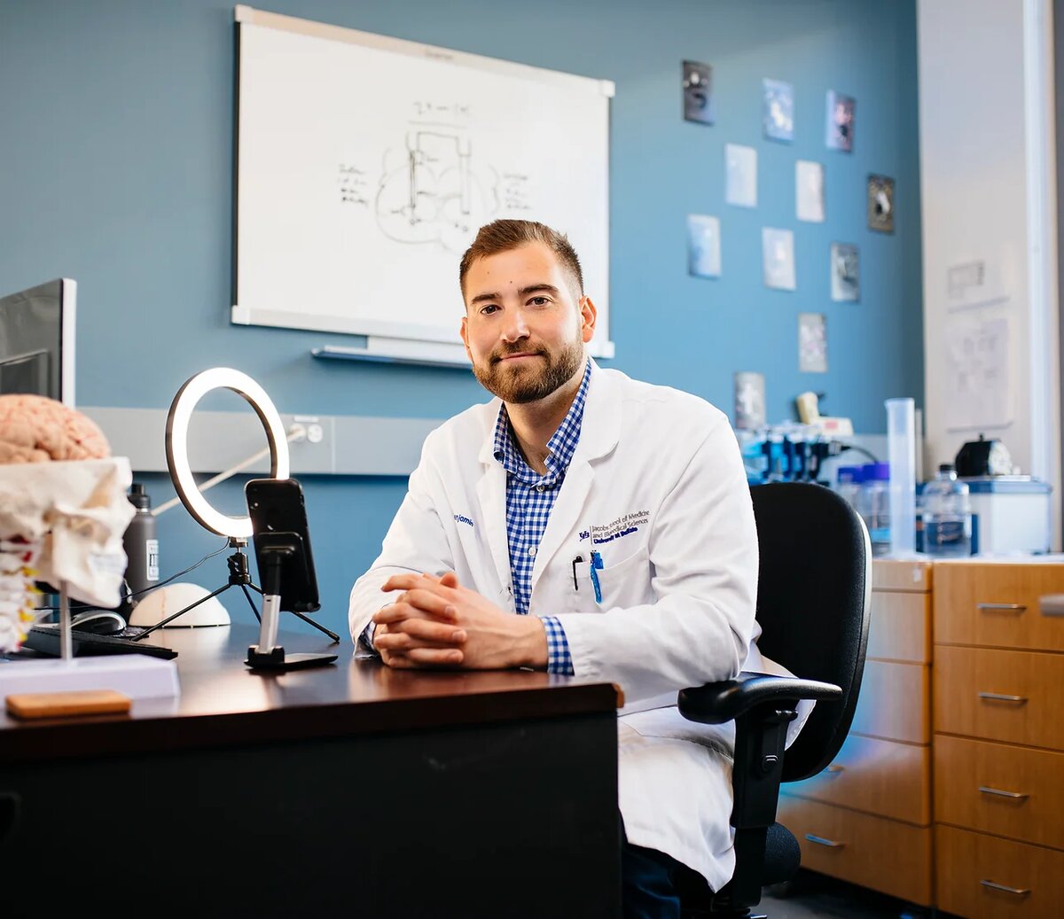 Бен Рейн - доктор наук, исследователь-нейробиолог. (Источник фото : https://www.benrein.com)