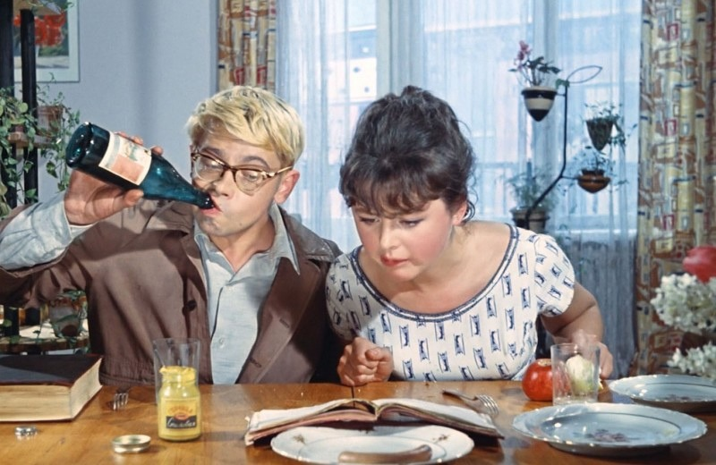 Шурик и Лида готовятся к экзамену, х/ф "Операция Ы и другие приключения Шурика" 