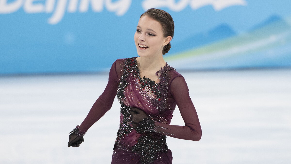    Анна Щербакова выиграла Олимпиаду, но не была допущена на ЧМ-2022. Фото: GLOBAL LOOK PRESS