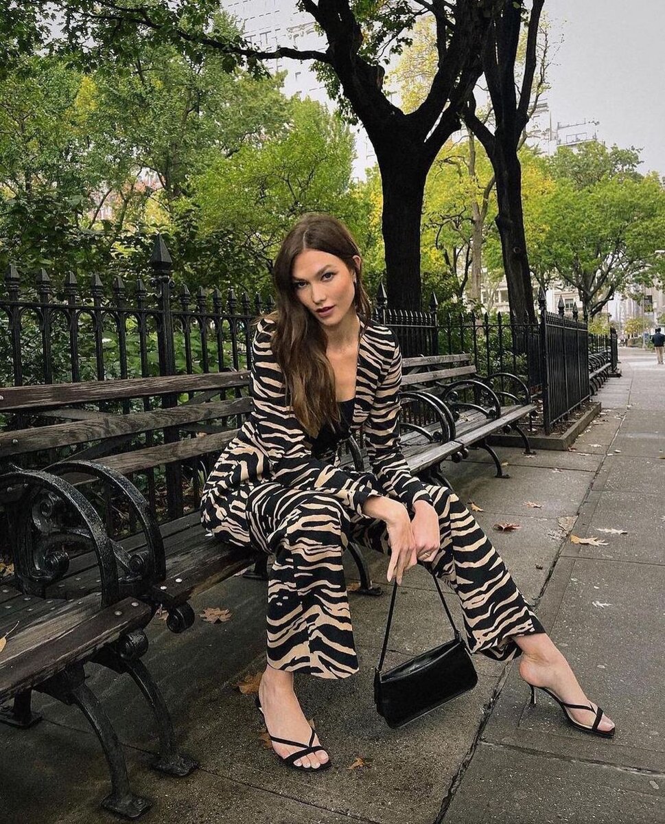     Карли Клосс