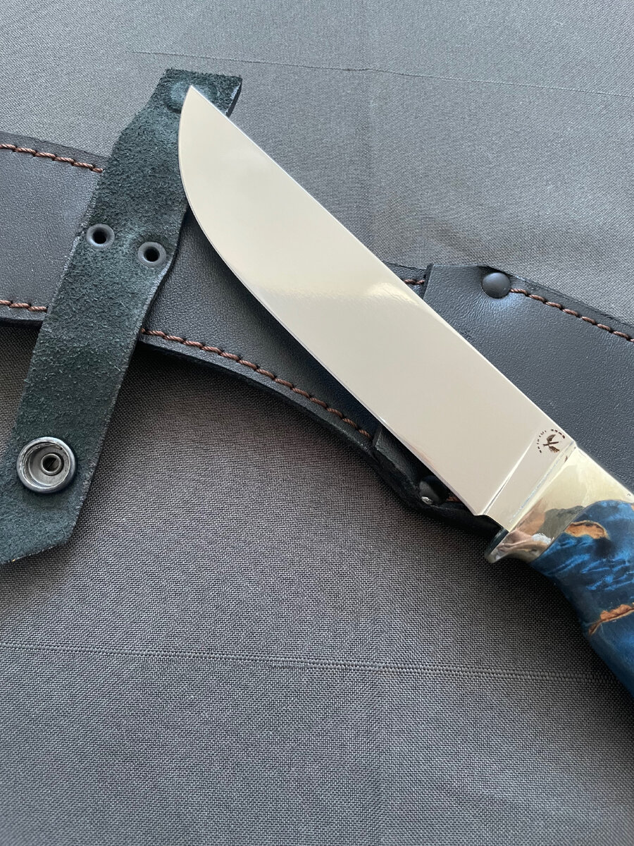 Нож в наличии.