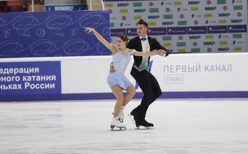     Анастасия Мишина и Александр Галлямов Николай ОБЕРЕМЧЕНКО