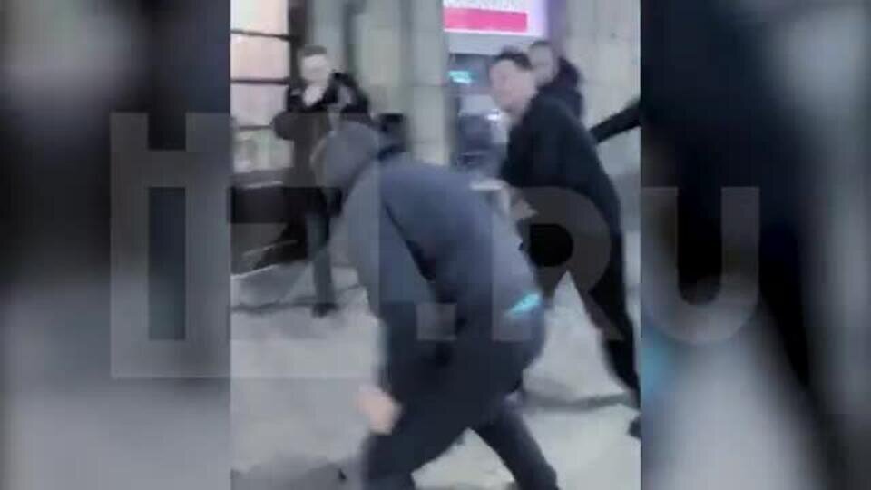    Видео драки Лепса с посетителем бара в Петербурге