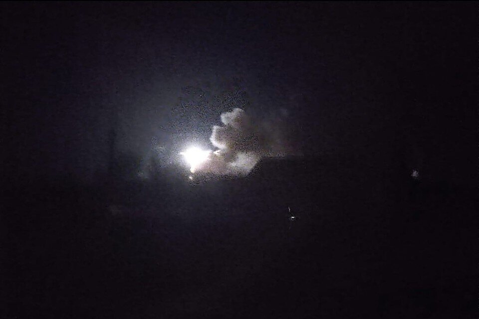     Взрыв бензовоза на аэродроме Дягилево 5 декабря в Рязани повредил самолет.