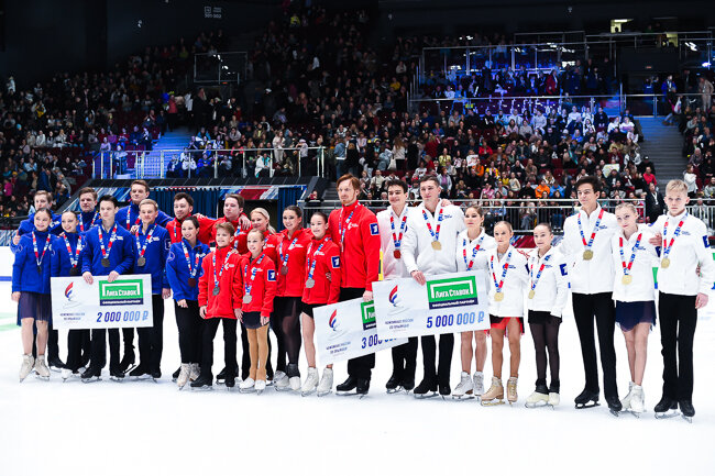 ​Первый чемпионат России по прыжкам в фигурном катании стоит того, чтобы ему завидовал весь мир. Фото: © Юлия Комарова, Ольга Ермолина / fsrussia.ru