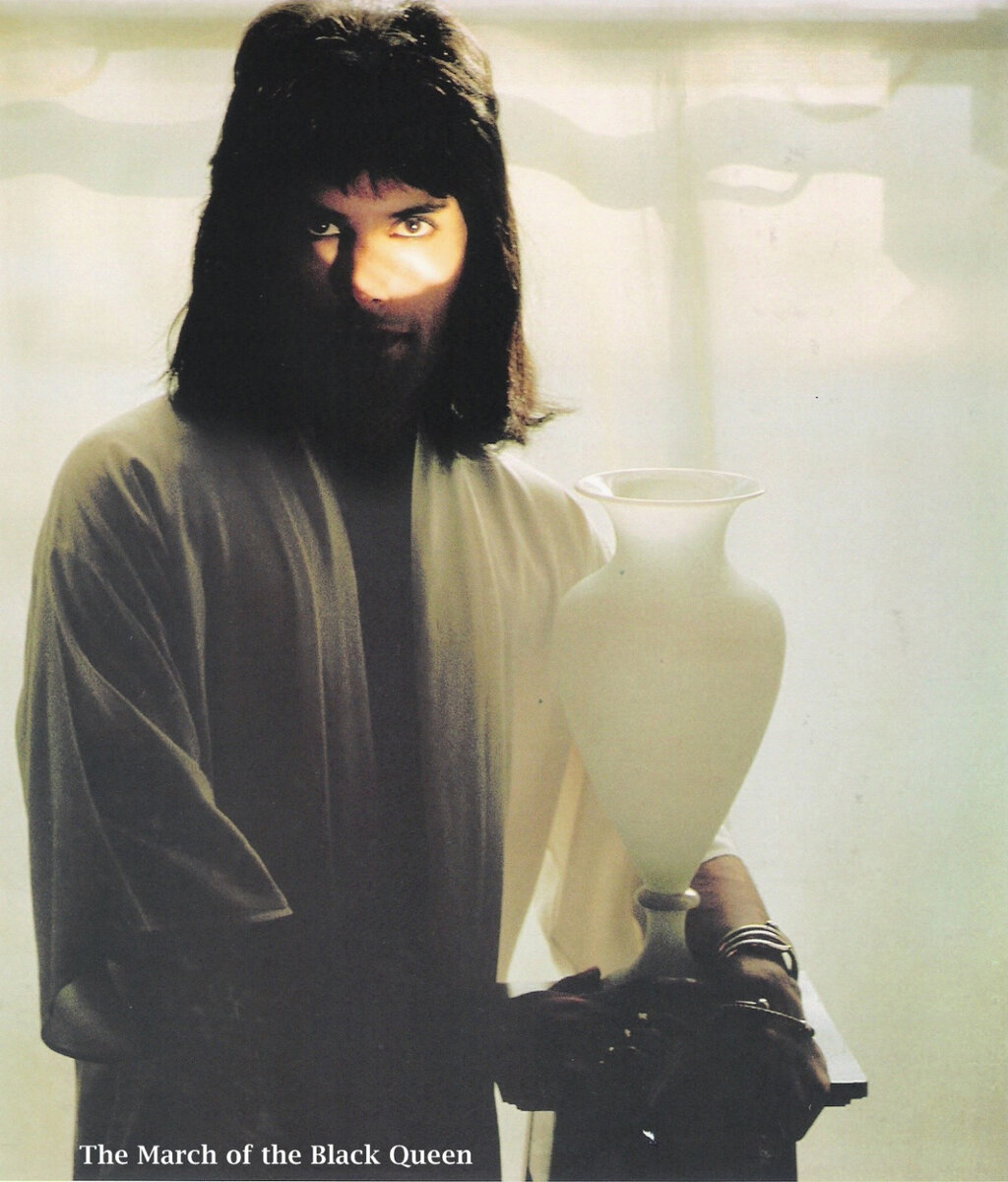 https://long-haired-freddie-mercury.tumblr.com/post/134673472911