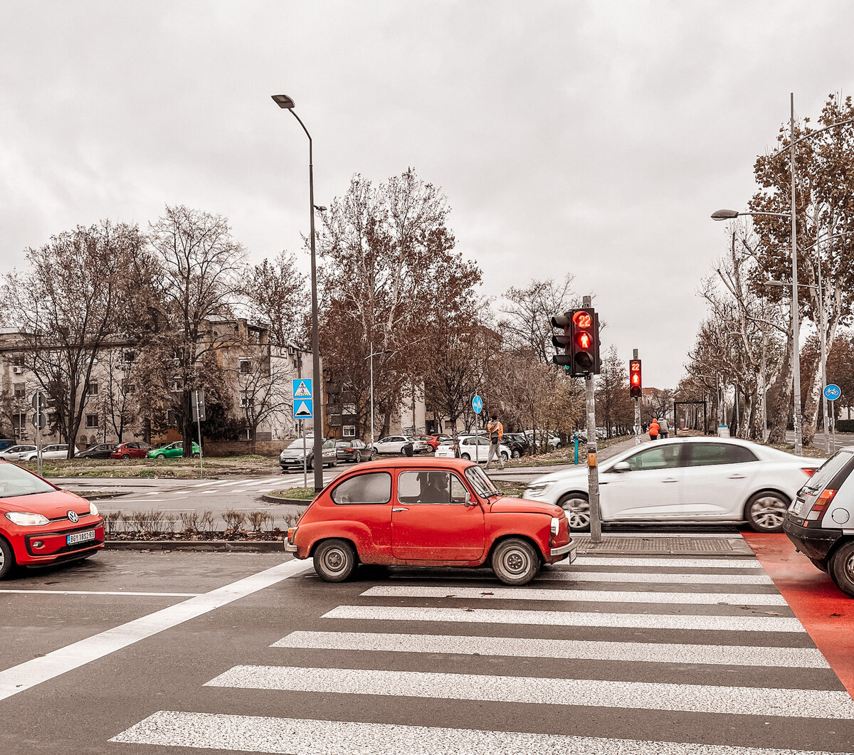 На дорогах Сербии очень часто можно встретить весьма раритетные автомобили