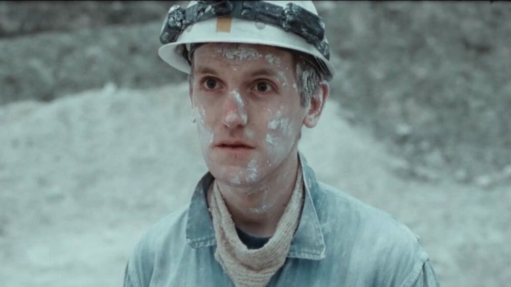 Кадр из фильма "Зимние братья" (2017)