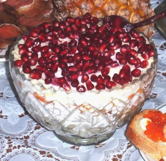 Салат "Гранатовые капли". Фото автора.