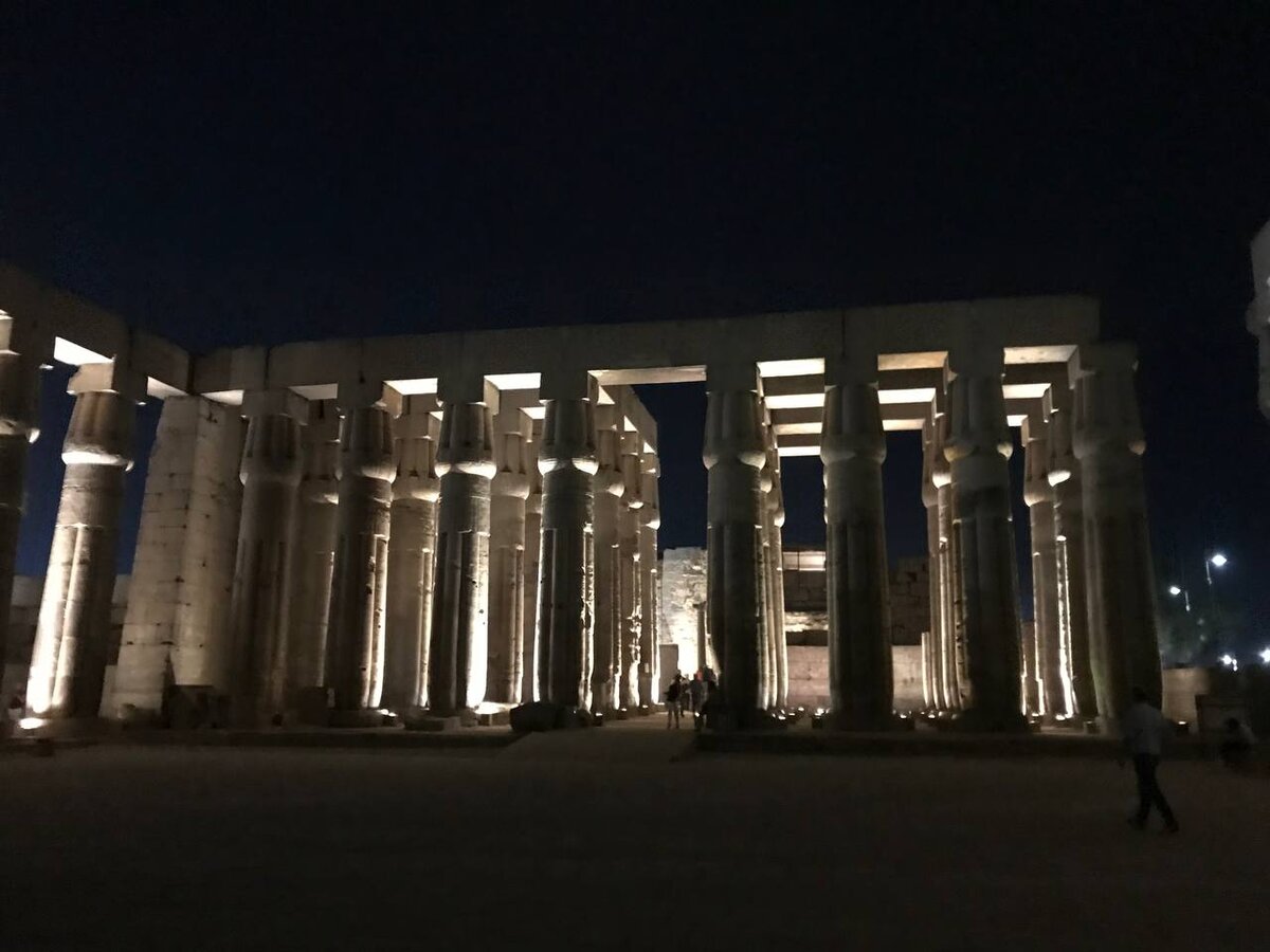 Луксорский храм