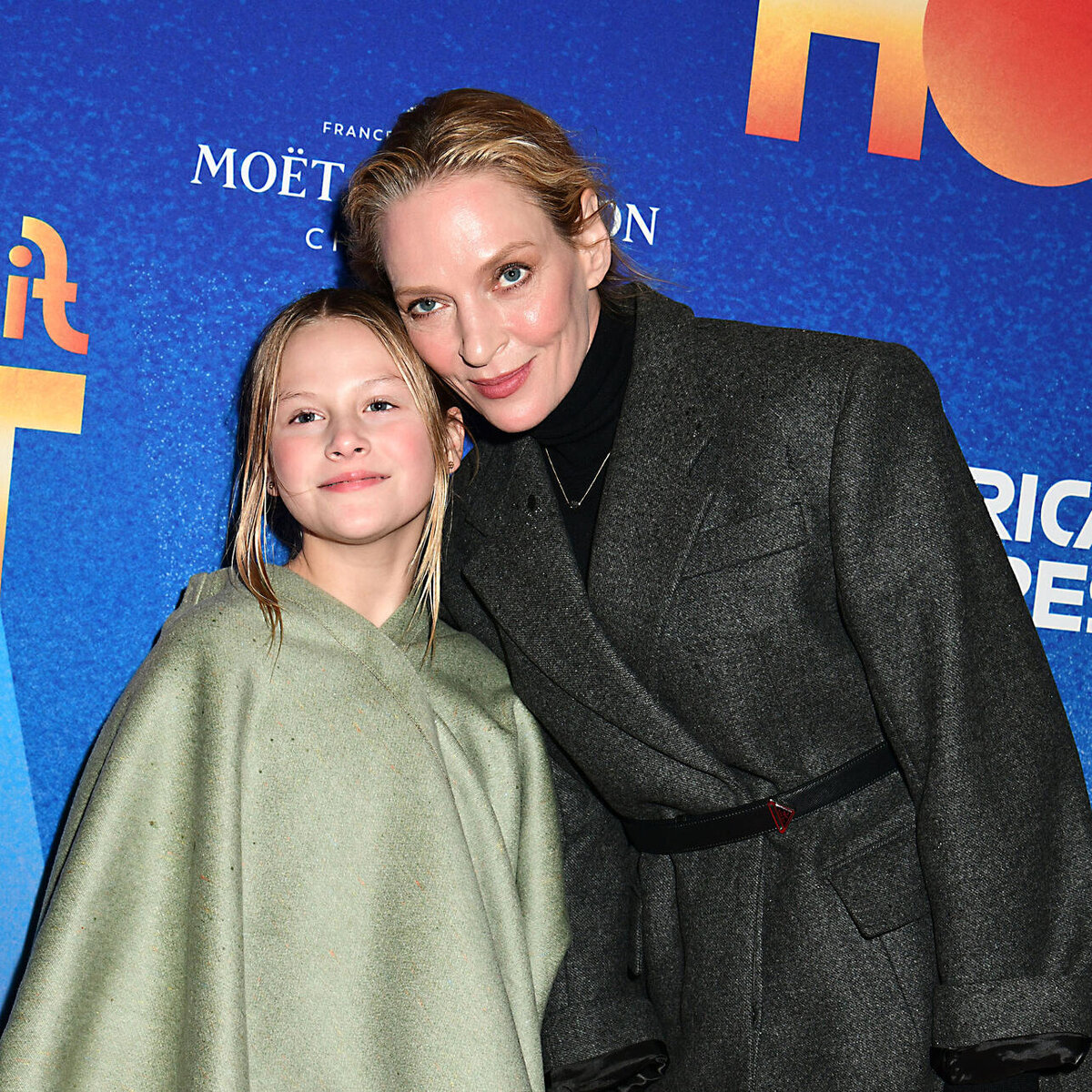    Ума Турман показала своего «секретного ребенка» на красной дорожке LEGION-MEDIA