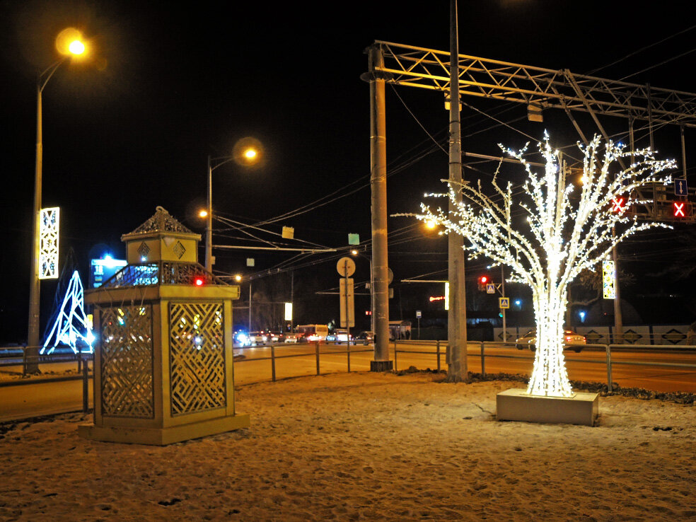 Самара металлург пять новогодних елок. Новогодняя самара. Самара новый год. Новогодний праздник. Новогодние гуляния в самаре.