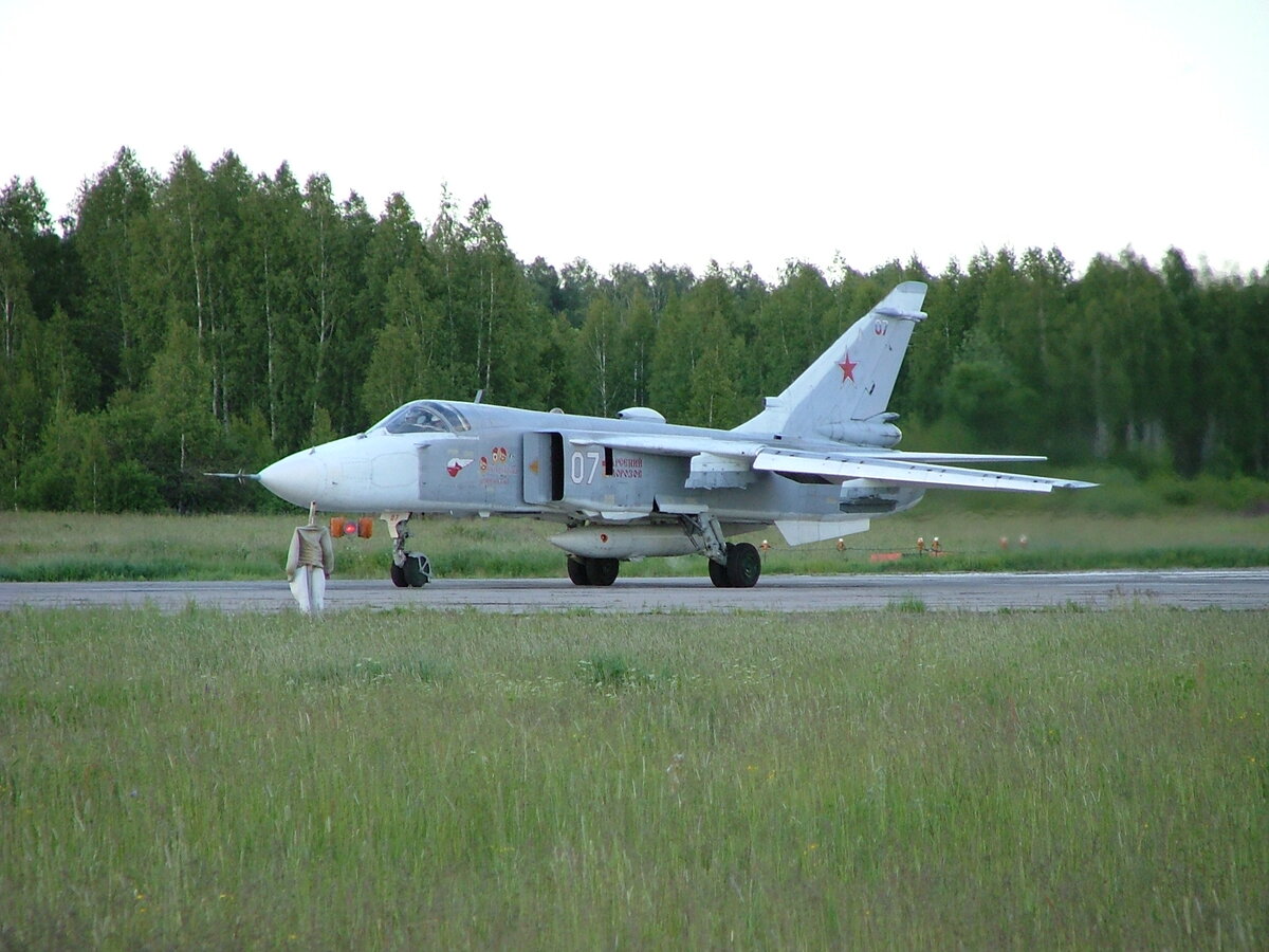шаталово смоленская авиабаза. шаталово. смоленская область починковский район шаталово-1. су-24 шаталово. аэродром шаталово 2021г.