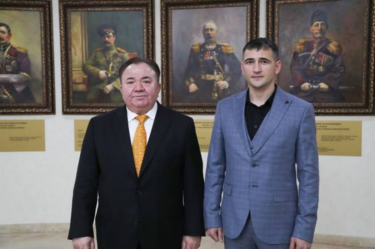    Глава Ингушетии вручил «Ниву» 37-летнему подполковнику Султану Хашегульгову