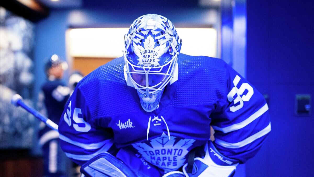    Вратарь "Торонто Мейпл Лифс" Илья Самсонов© пресс-служба клуба "Торонто Мейпл Лифс"