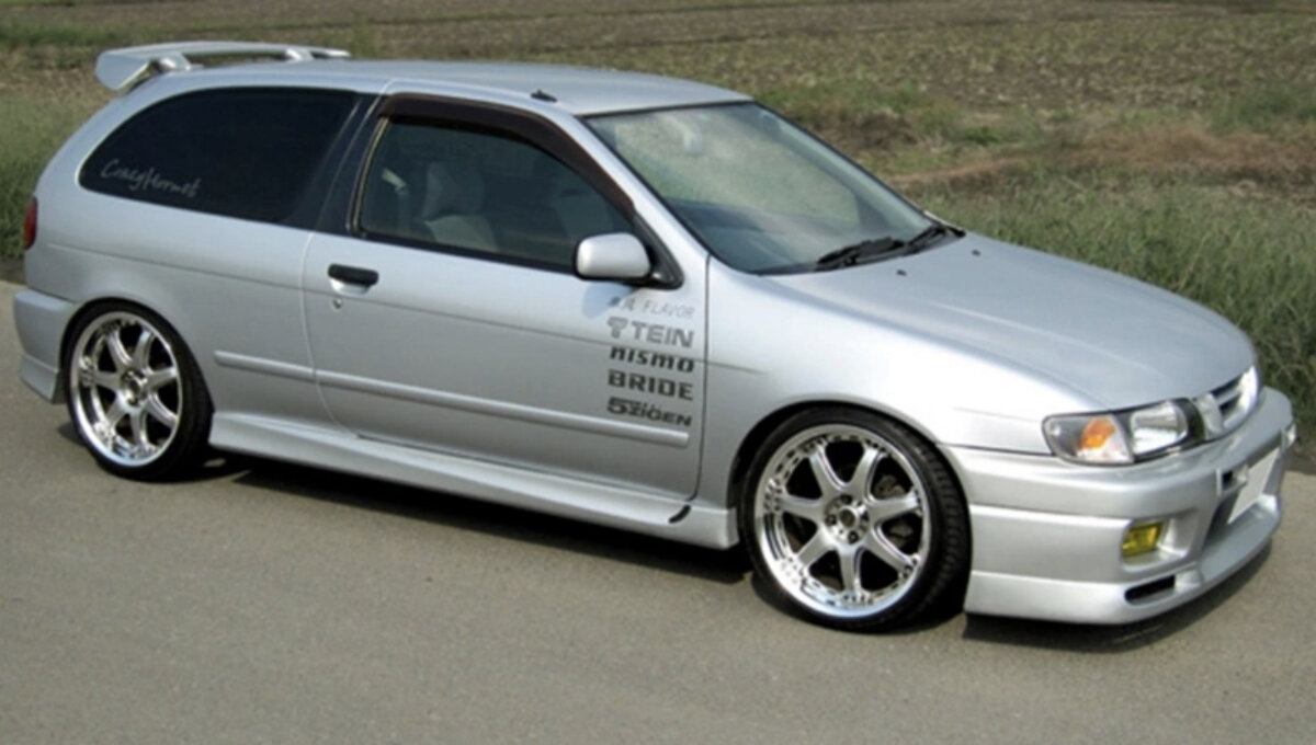 Это малолитражный и компактный автомобиль, выпускаемый японской компанией Nissan с 1978 по 2000 год.