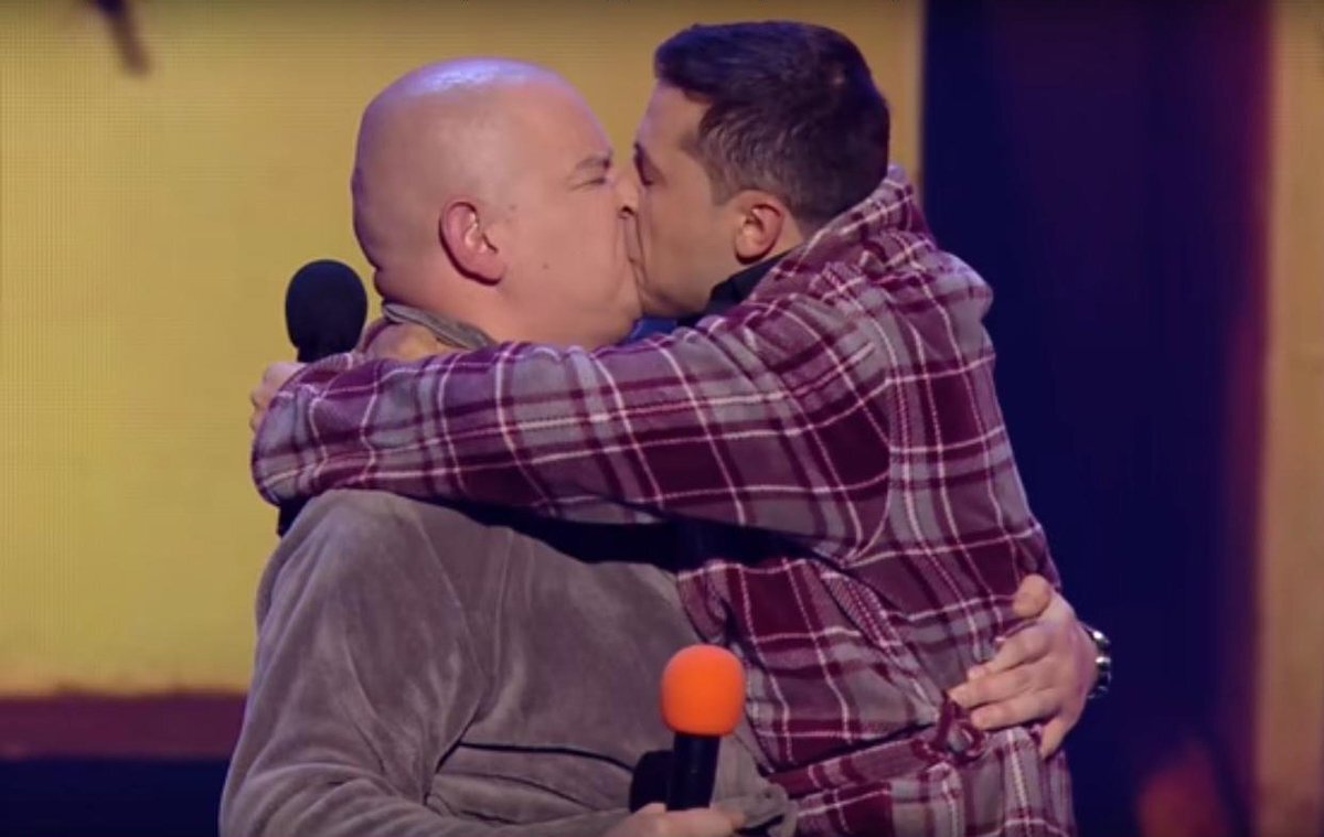   С лучшим другом Кошевым.                          