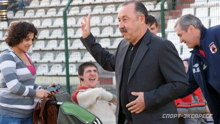    Валерий Газзаев.