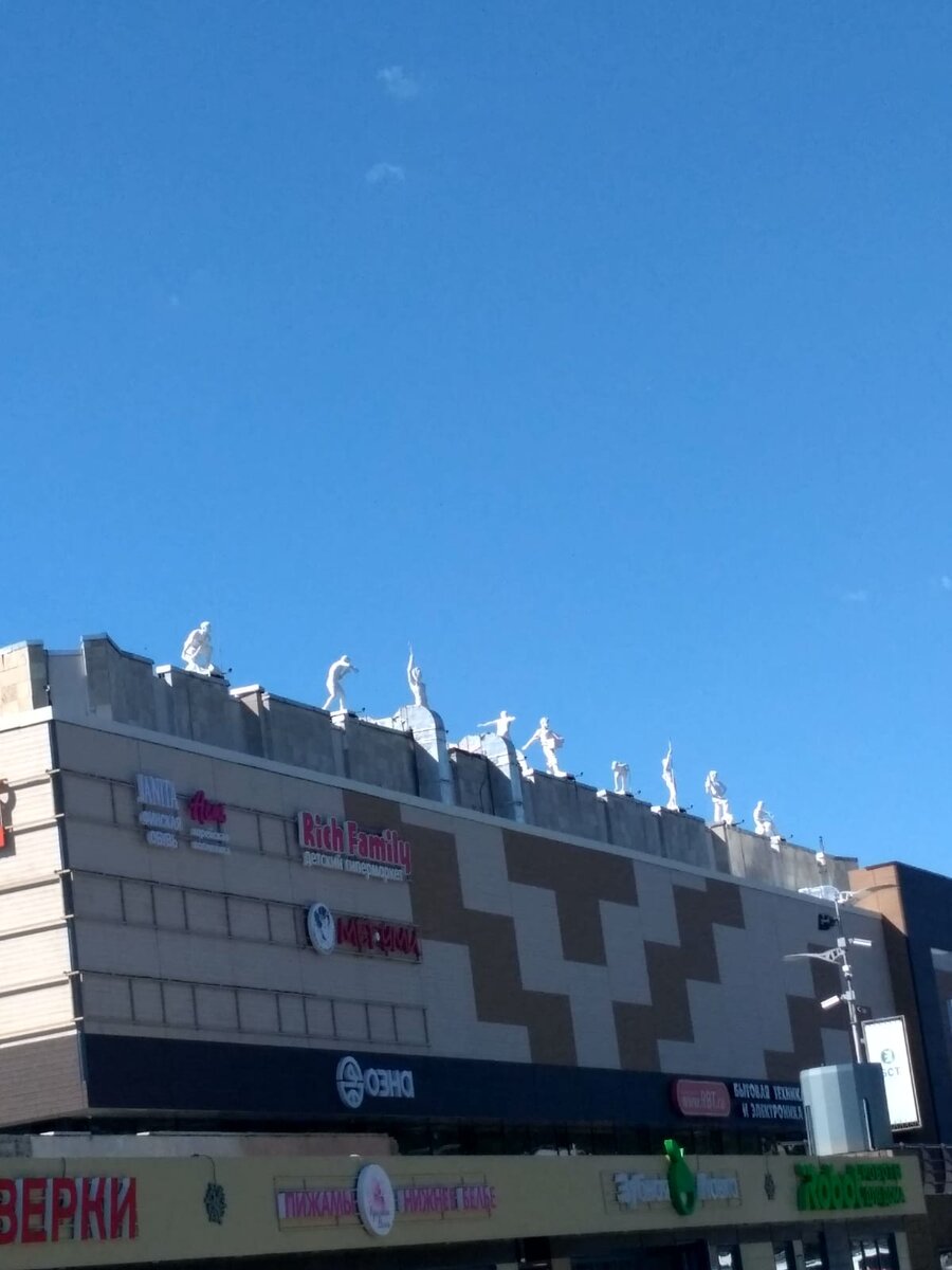 Фасад. Фото автора.