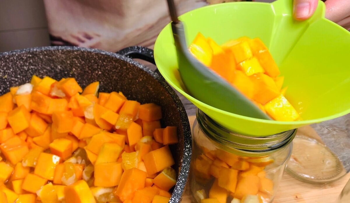 Готовлю тыкву на зиму "как манго": яркий десерт, который едят даже нелюбители тыквы (делюсь рецептом)
