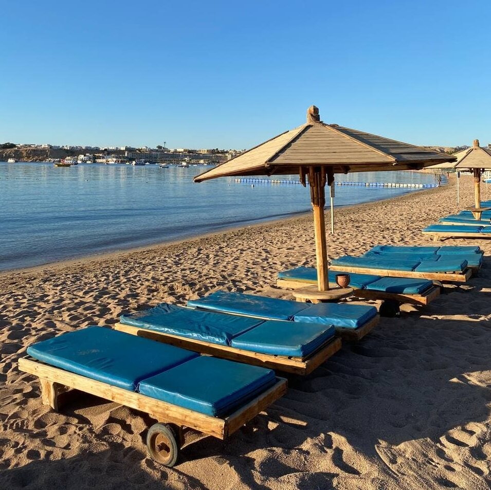 Пляж отеля Naama Bay Promenade Beach Resort 5*
