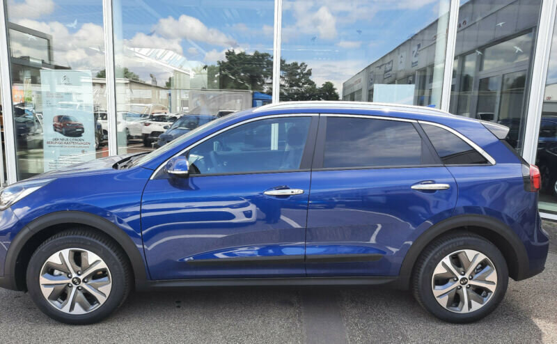 Kia Niro. Источник иллюстрации - Яндекс.Картинки