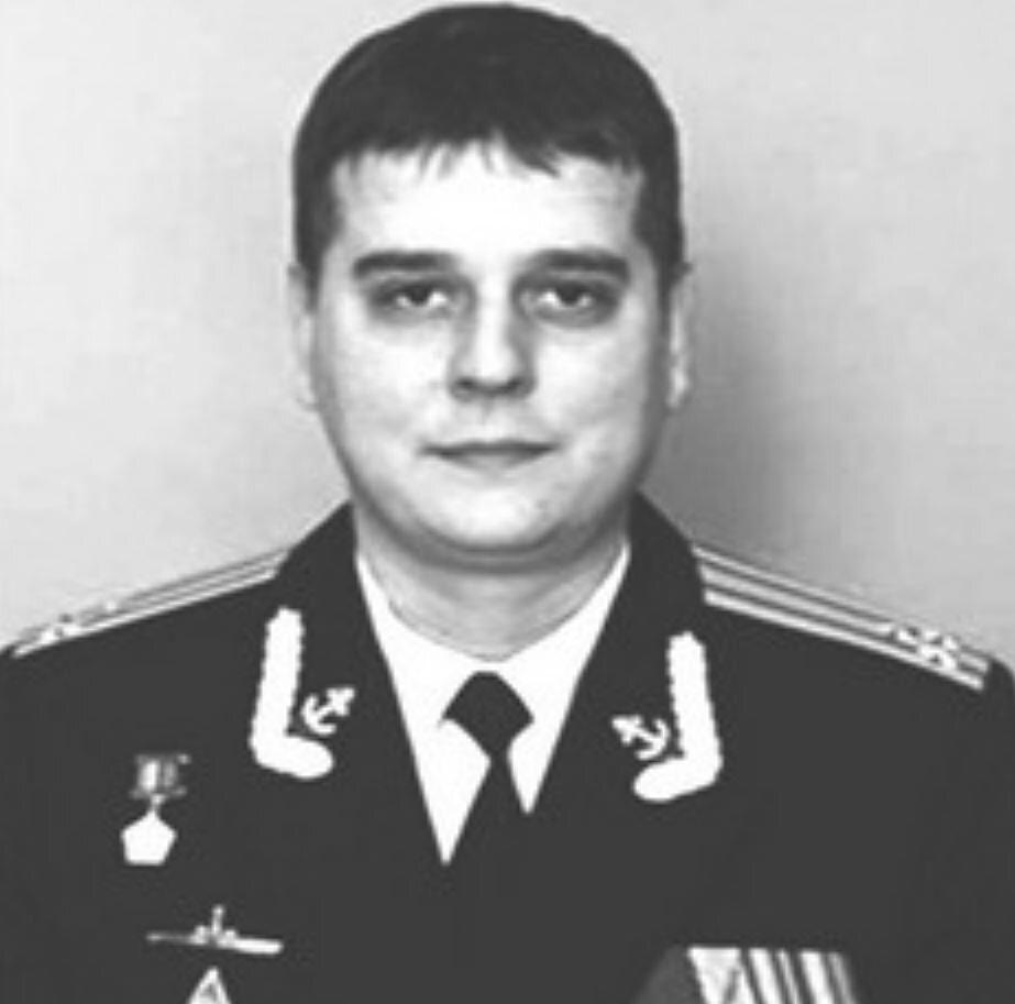 капитан 1 ранга Опарин Денис Александрович