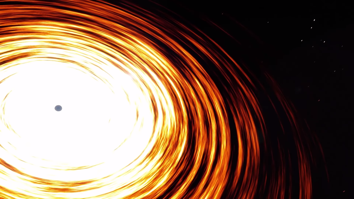 В 40 мрлд раз массивнее Солнца. 