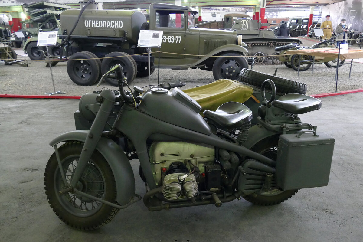 Мотоцикл BMW r75 арт