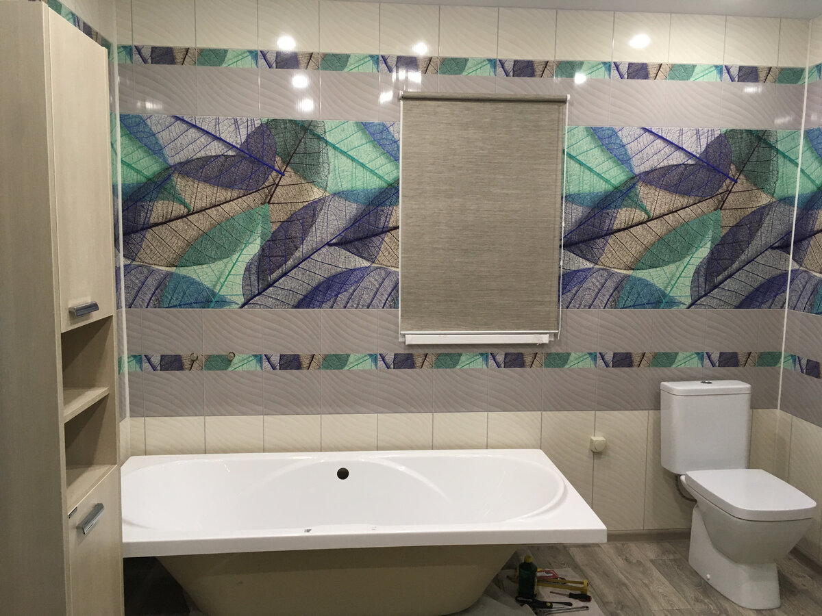 Процесс установки ванны. Без нее никак нельзя  