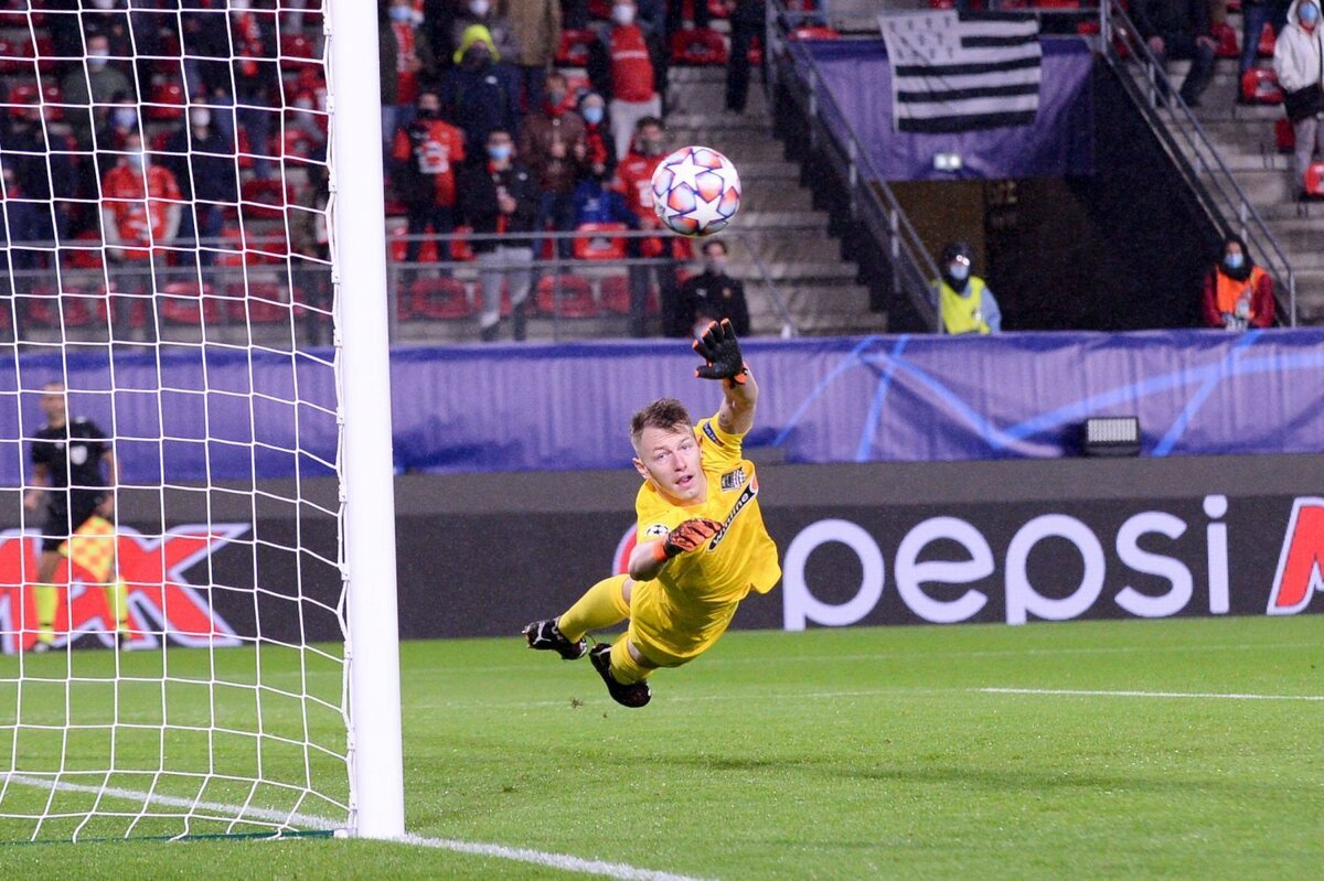 Матвей Сафонов в Лиге Чемпионов