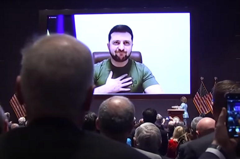 Овации бездарности