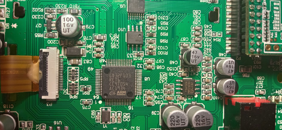 Внутрянка Mooer GE150 с Arm cortex m3