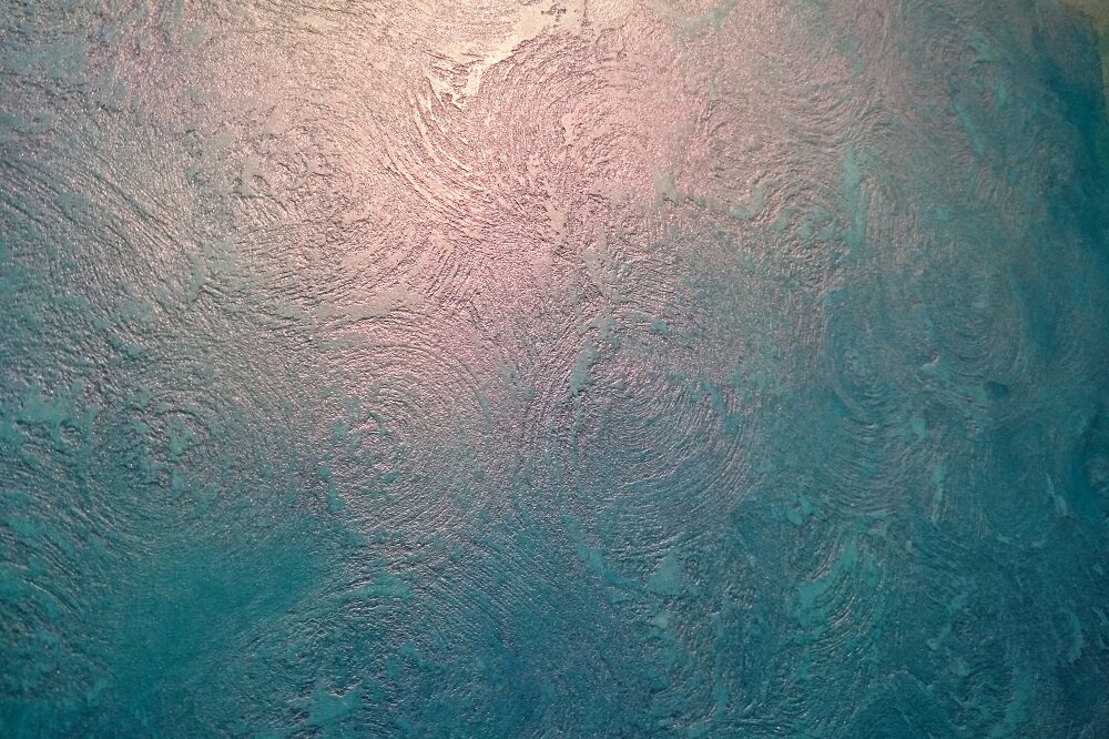 Воск способен придать мягкий блеск оштукатуренной поверхности