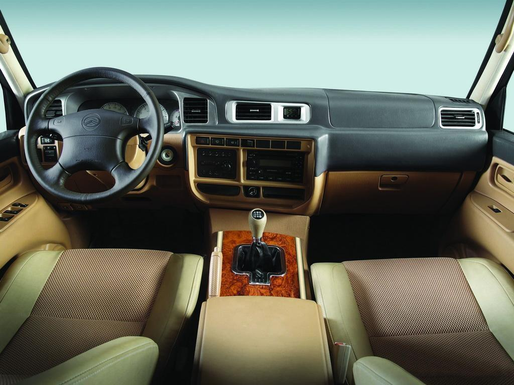 Немногочисленные российские владельцы Fuqi 6500 (салон 2005 г. выпуска) дали положительные оценки качеству внедорожника 