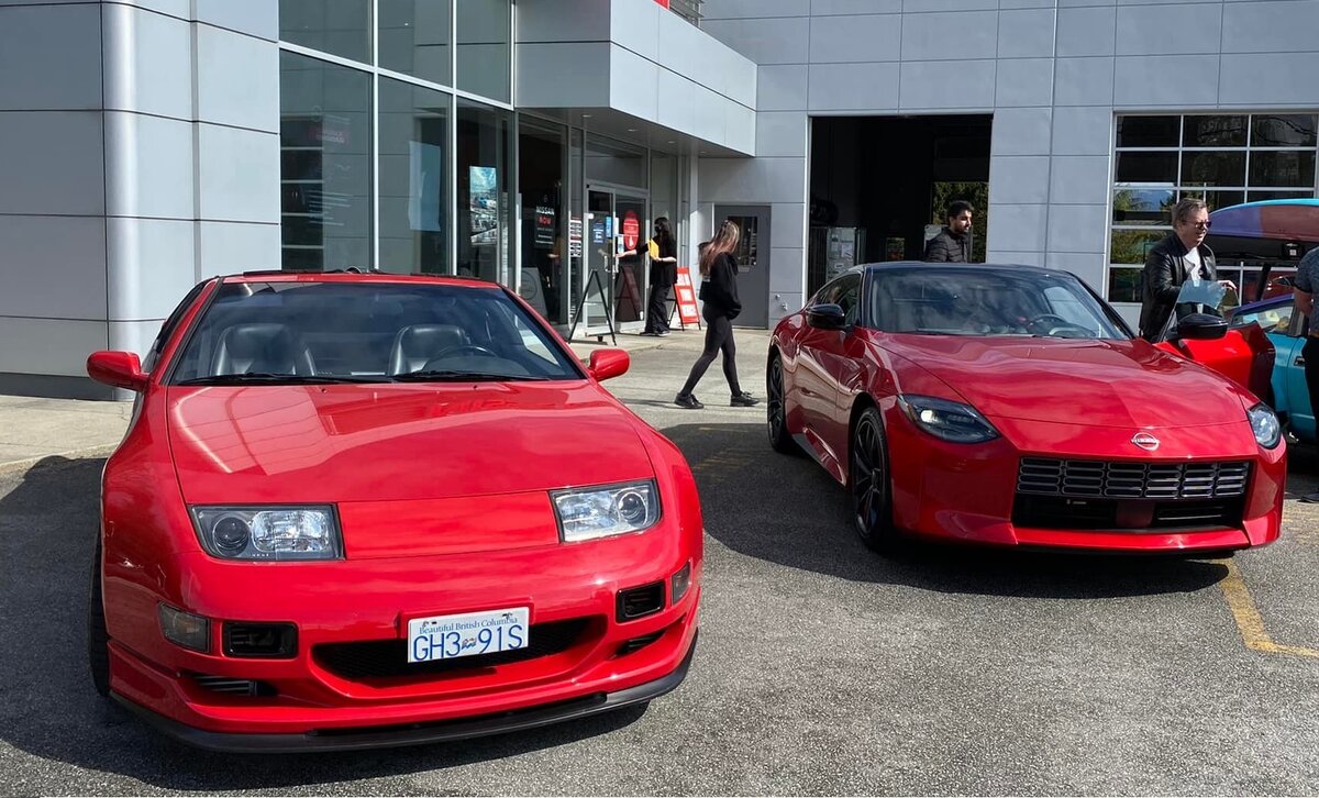 Nissan 300ZX и Nissan Z. Фото: Youtube.com