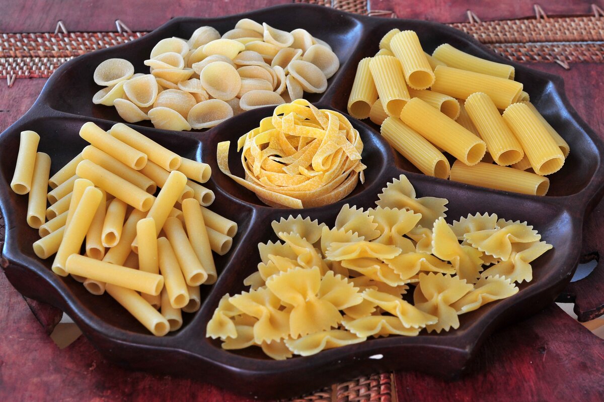     Ракушки, спиральки, трубочки: какие макароны полезнее всего?