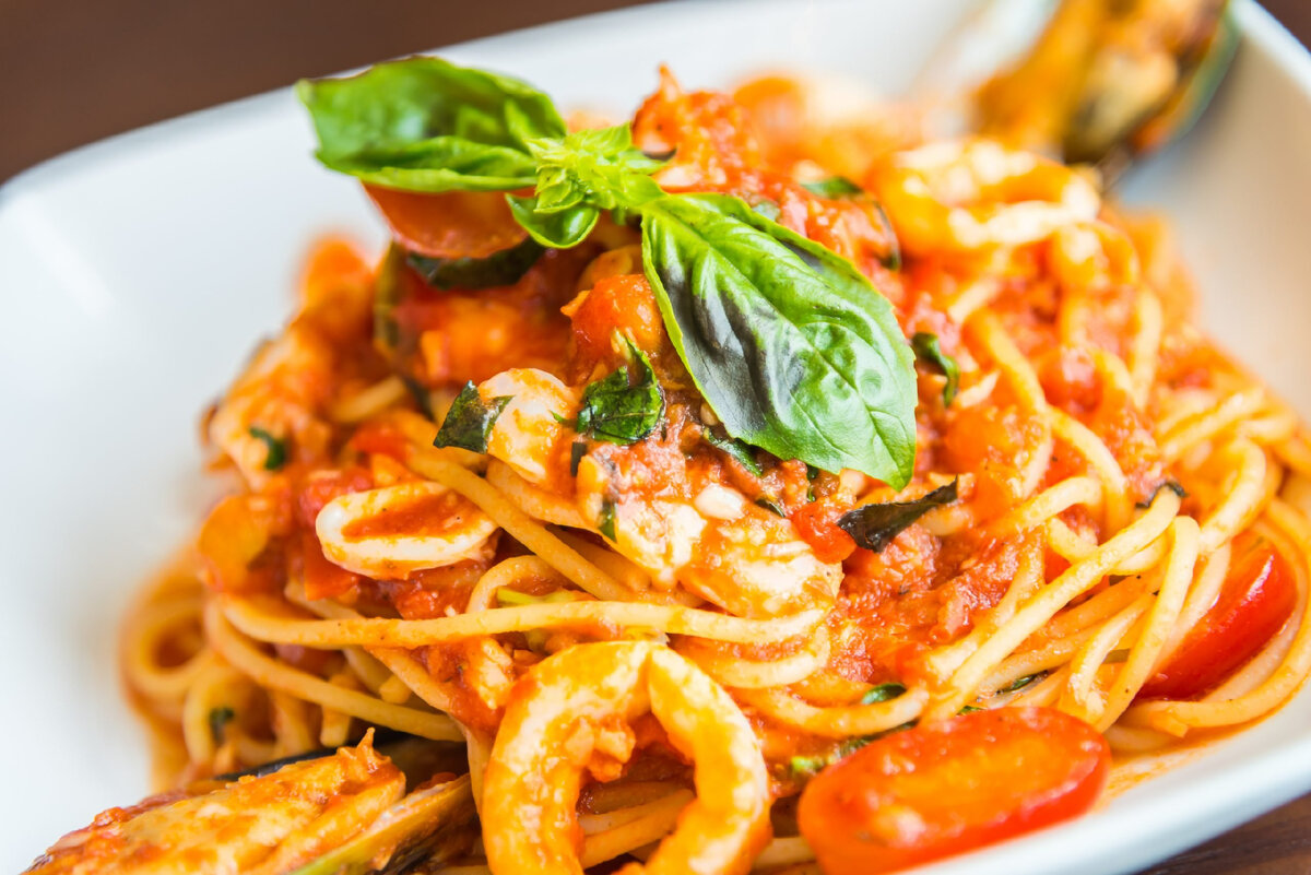 Спагетти с морепродуктами рецепт с фото пошагово