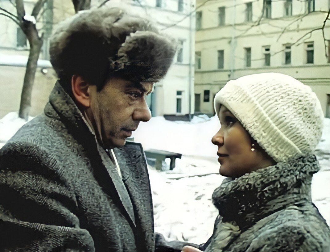 Кадр из фильма «Зонтик для новобрачных», 1986 год, режиссер Родион Нахапетов