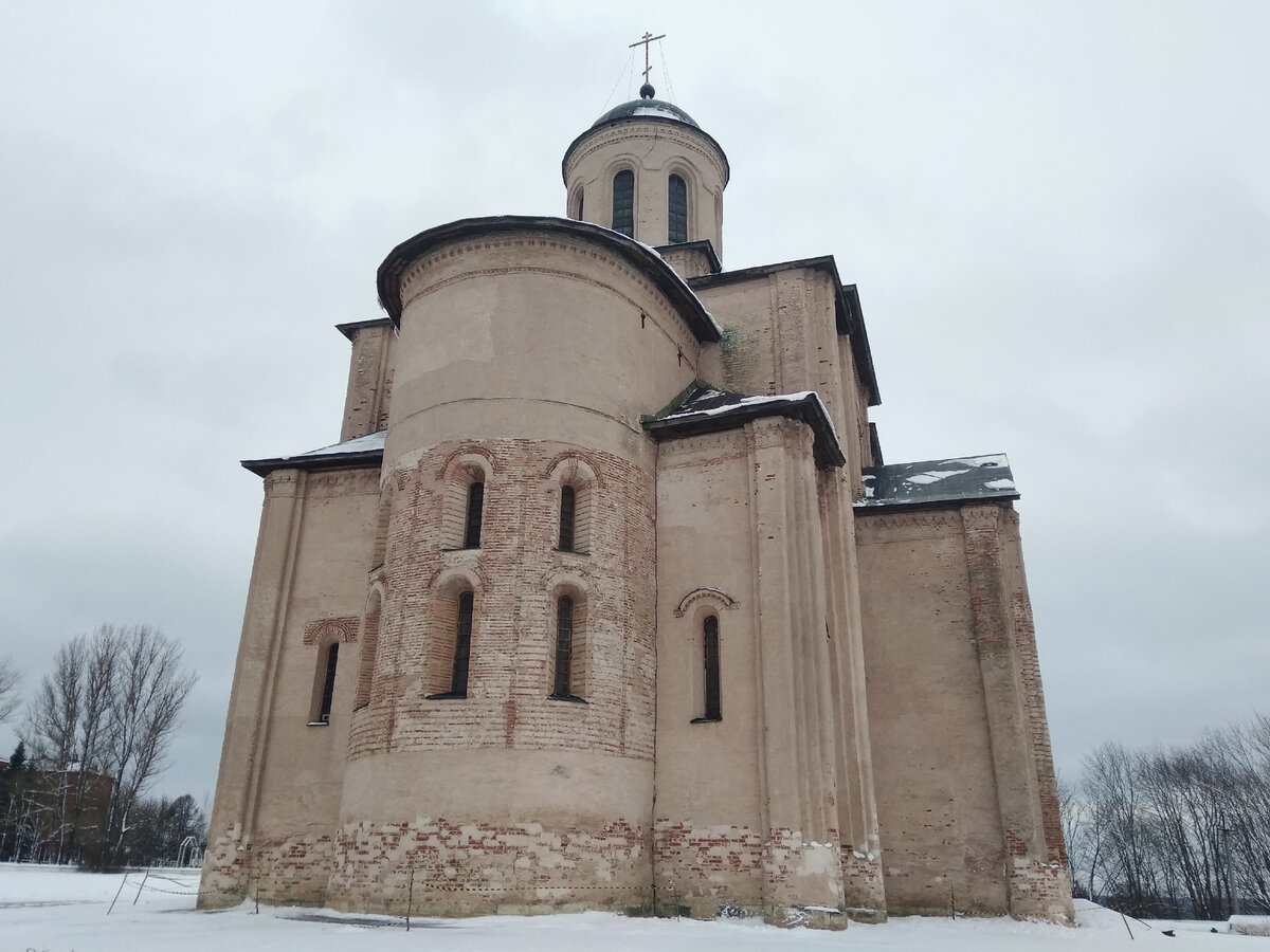 смоленск храмы 12 века