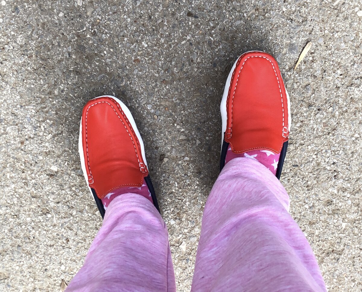 Мои ноги в мокасинах)))