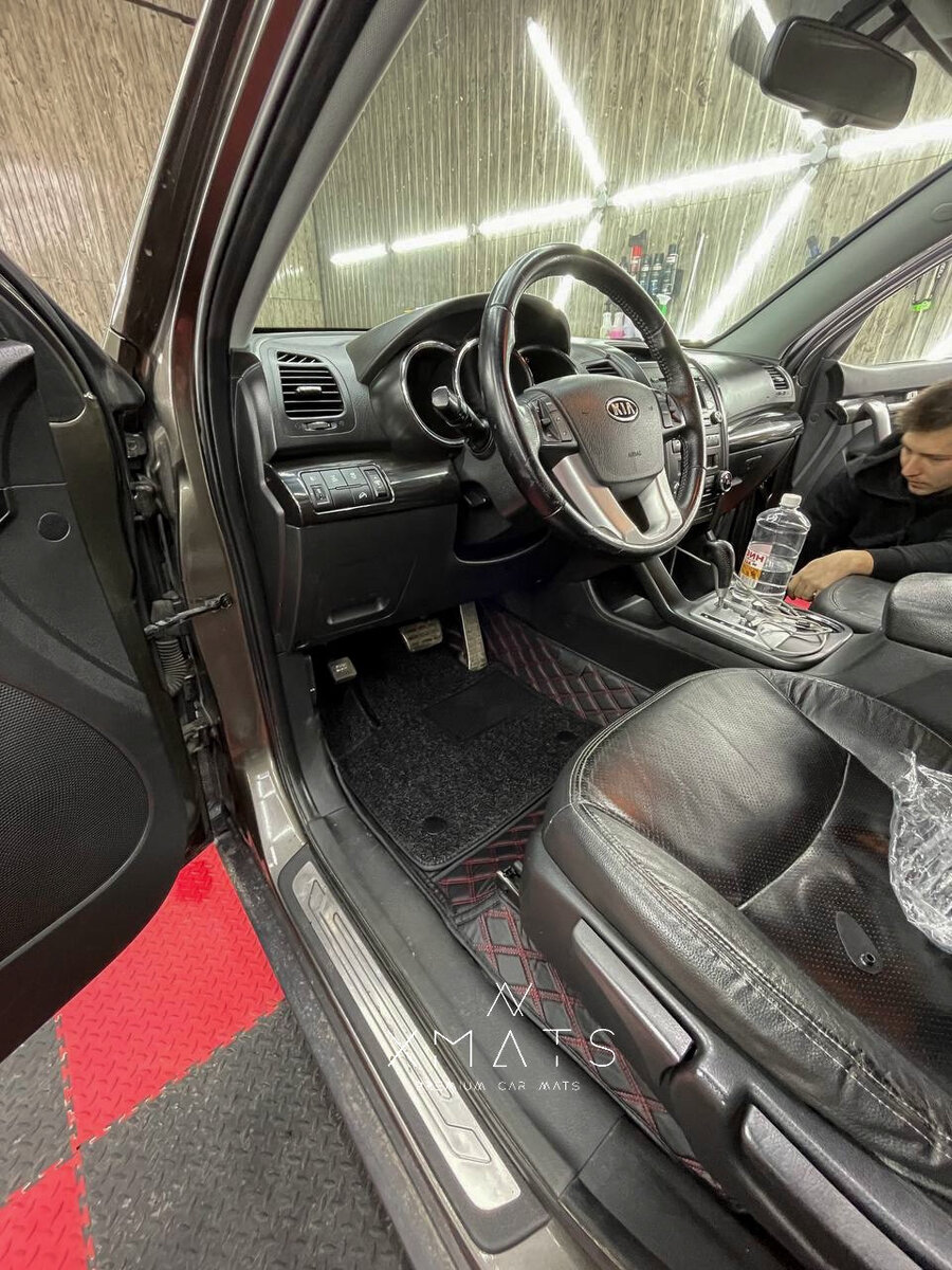 Коврики из экокожи на KIA Sorento XM