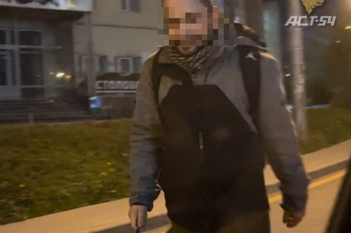    Мужчина на самокате с ножом напал на автомобиль в Новосибирске