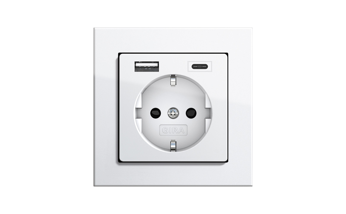 Мультирозетка: силовая, USB A и C