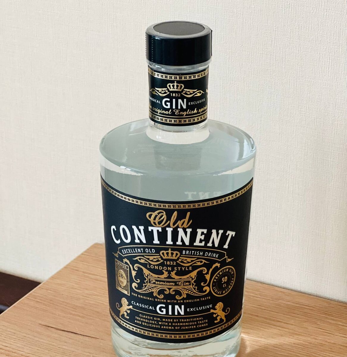  Джин Old Continent («Олд Континент»). 