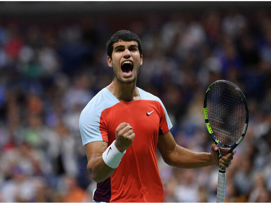     КАРЛОС АЛЬКАРАС. ФОТО: PANORAMIC/KEYSTONE PRESS AGENCY/GLOBALLOOKPRESS.COM