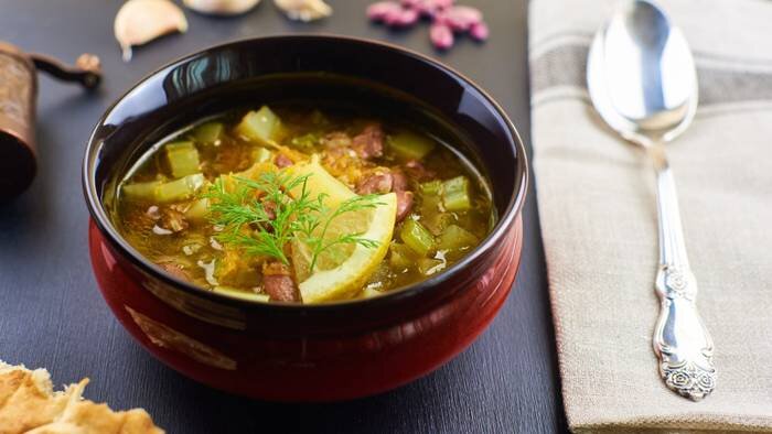 Валентин Звегинцев, "Вечерняя Москва"