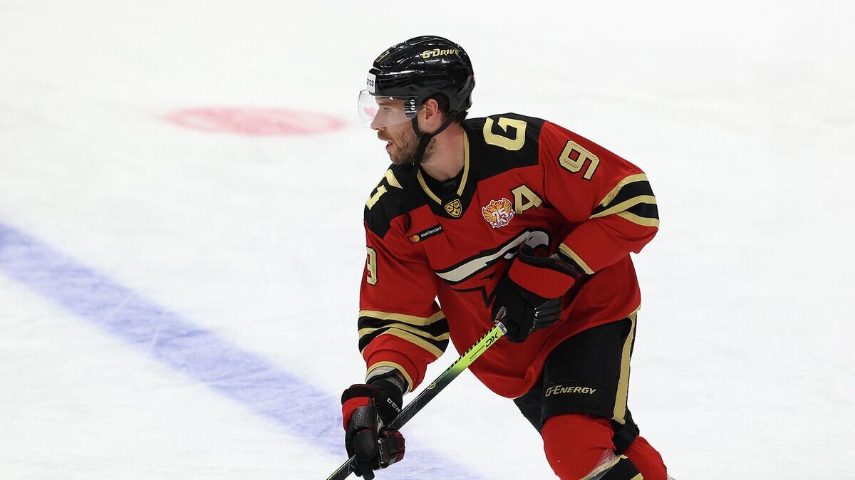    Хоккеист "Авангарда" Корбэн Найт© Фото : Пресс-служба ХК "Авангард"